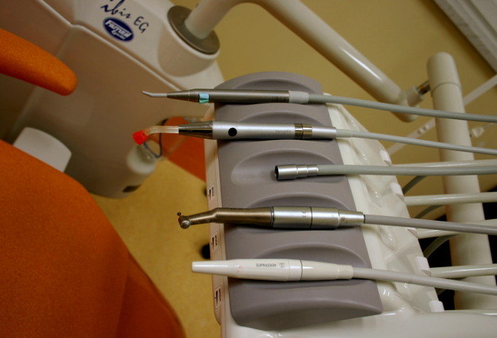 Mg Dent