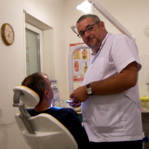 Stomatologia Tomasz Świerczyński